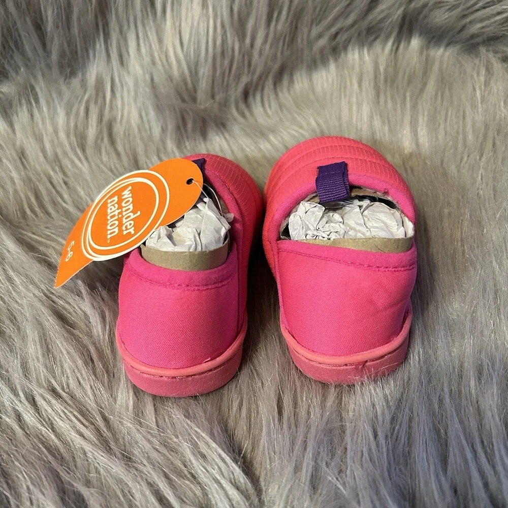Wonder Nation Puffer Slipper Girls Size 5-6 Pink Plush Fuzzy Lined Slip On Shoe